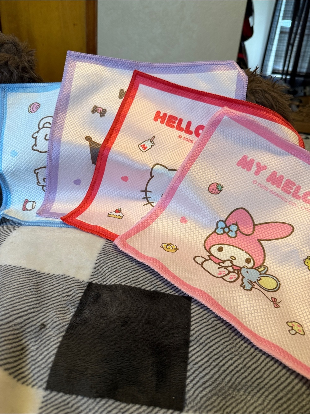 Sanrio White Diamond-Texture Microfiber Cloth